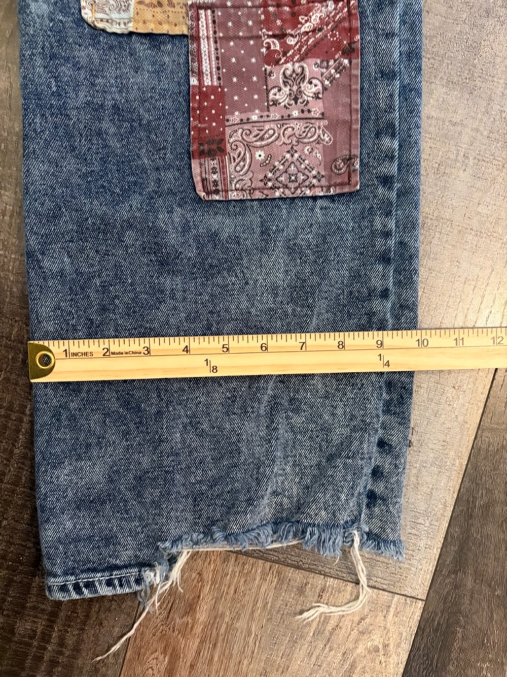 SO High-Rise Patchwork Acid-Wash Jeans - Blue with Multicolor Patches - Picture 4 of 9